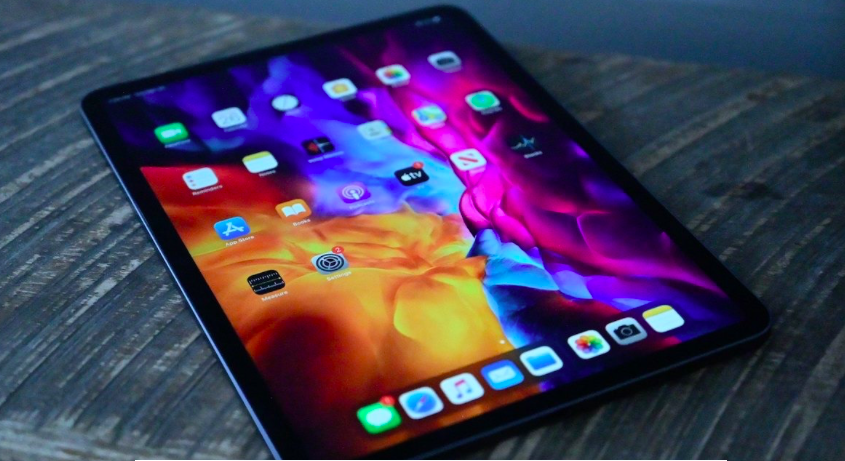 苹果计划在2021年下半年推出配备OLED显示屏的iPad Pro